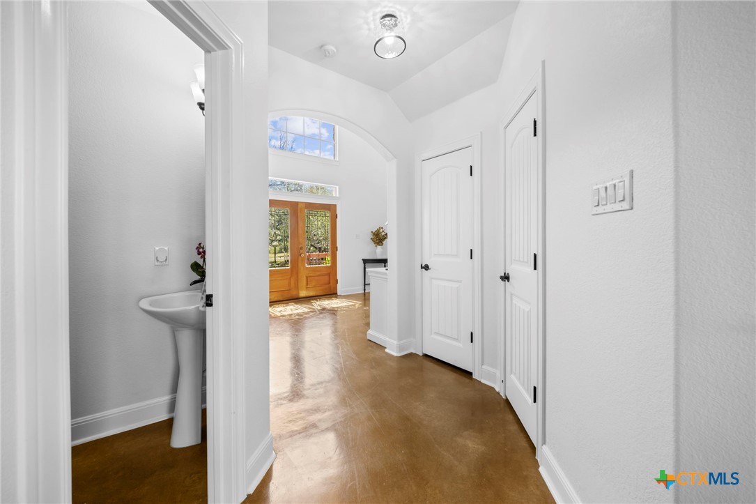 main property photo 24