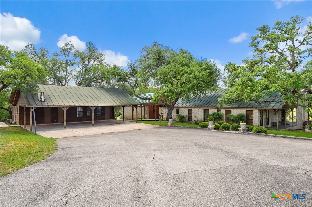 main property photo 23