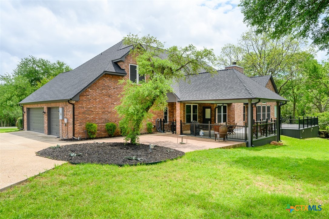 main property photo 19