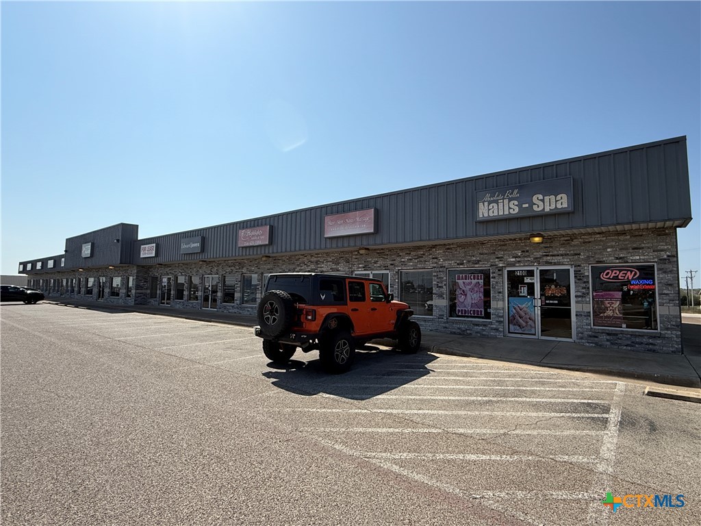 main property photo 41