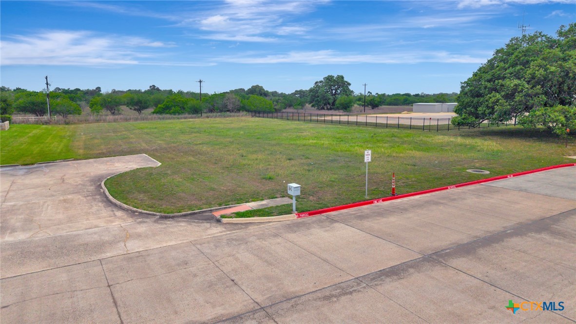 main property photo 12