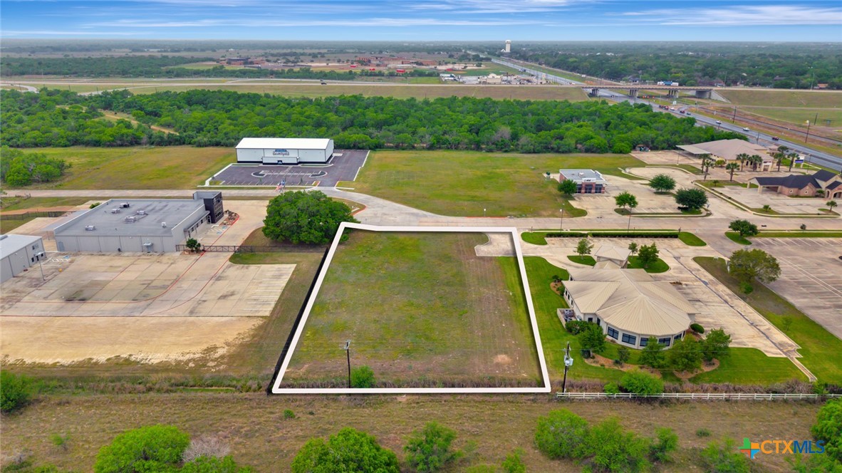 main property photo 25