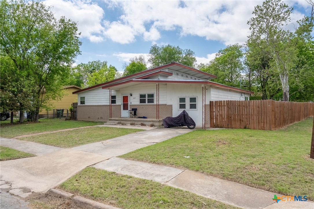 main property photo 3