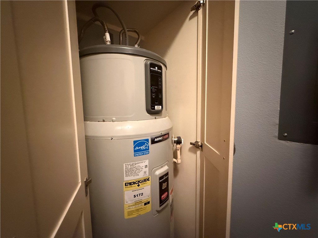 main property photo 28