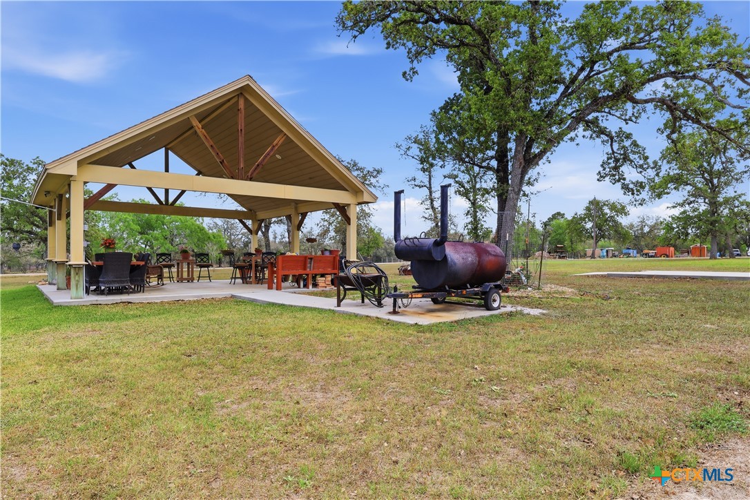 main property photo 34
