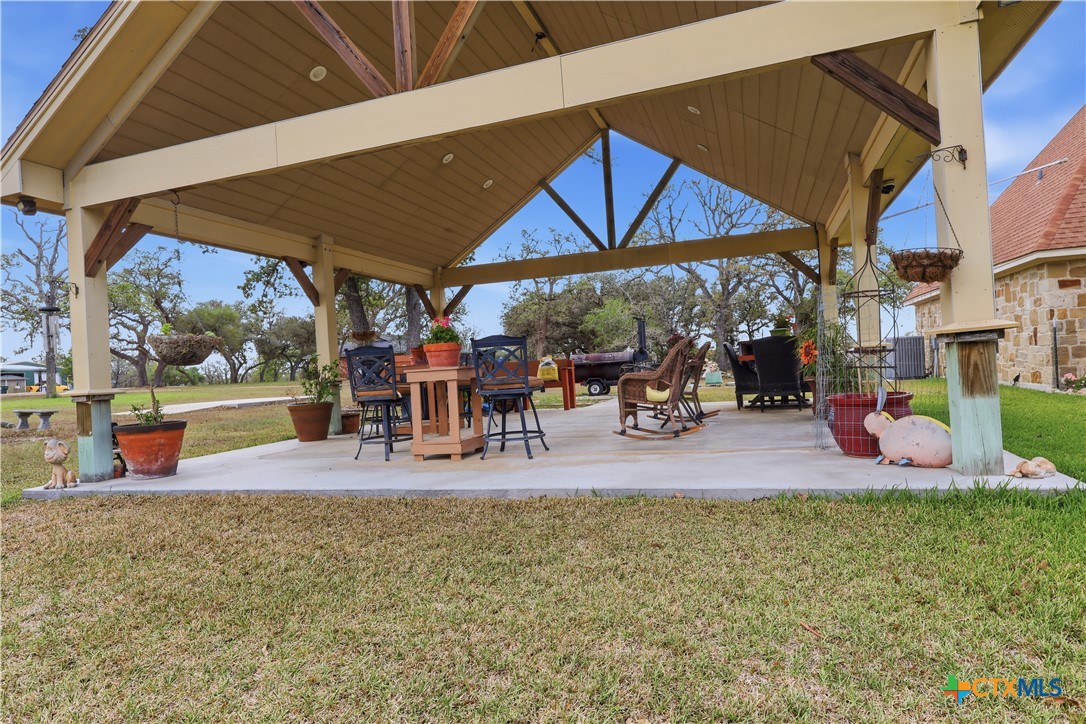 main property photo 35