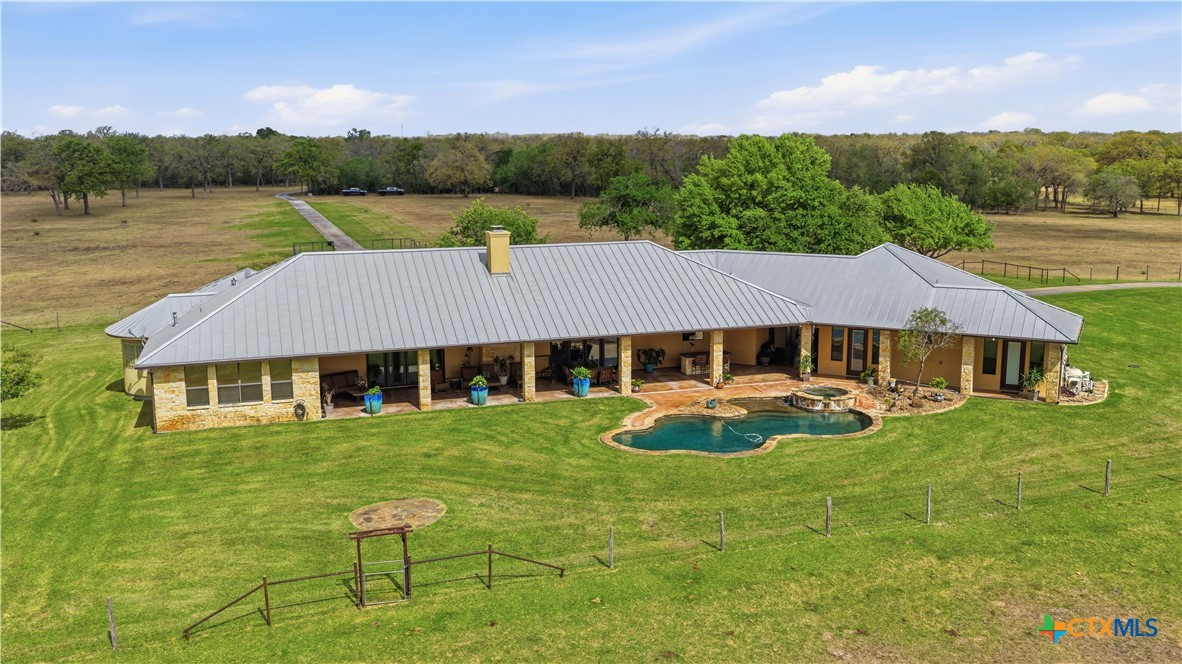 main property photo 35