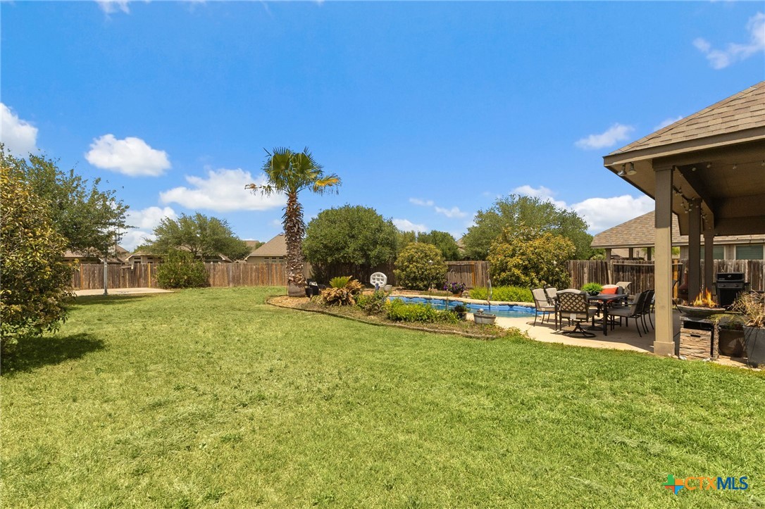main property photo 30
