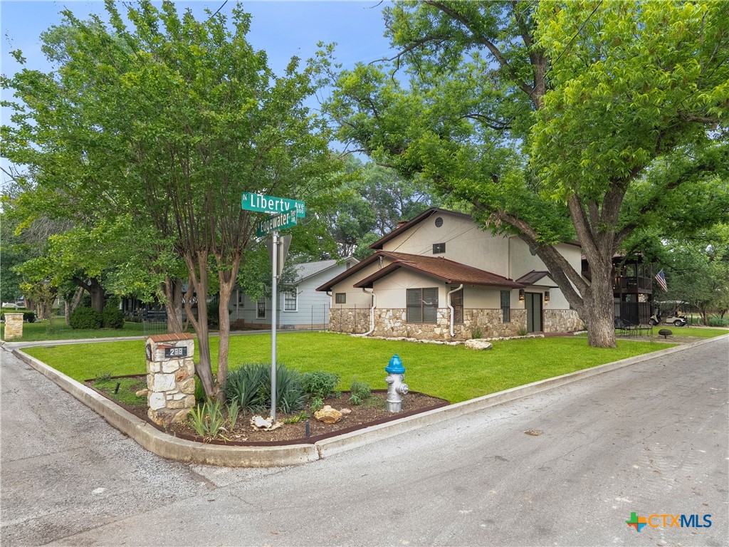 main property photo 45