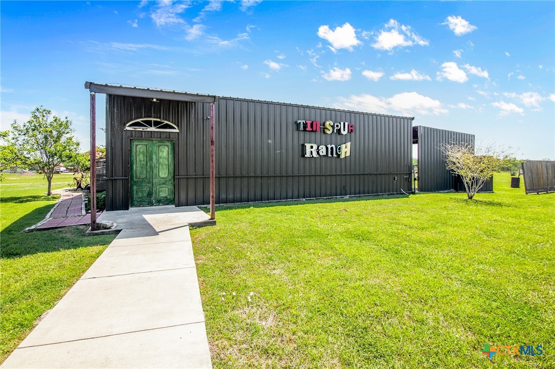 main property photo 31