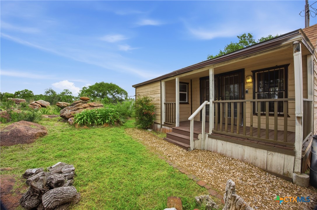main property photo 14