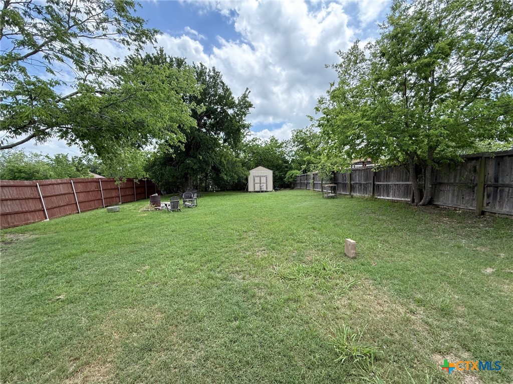 main property photo 16