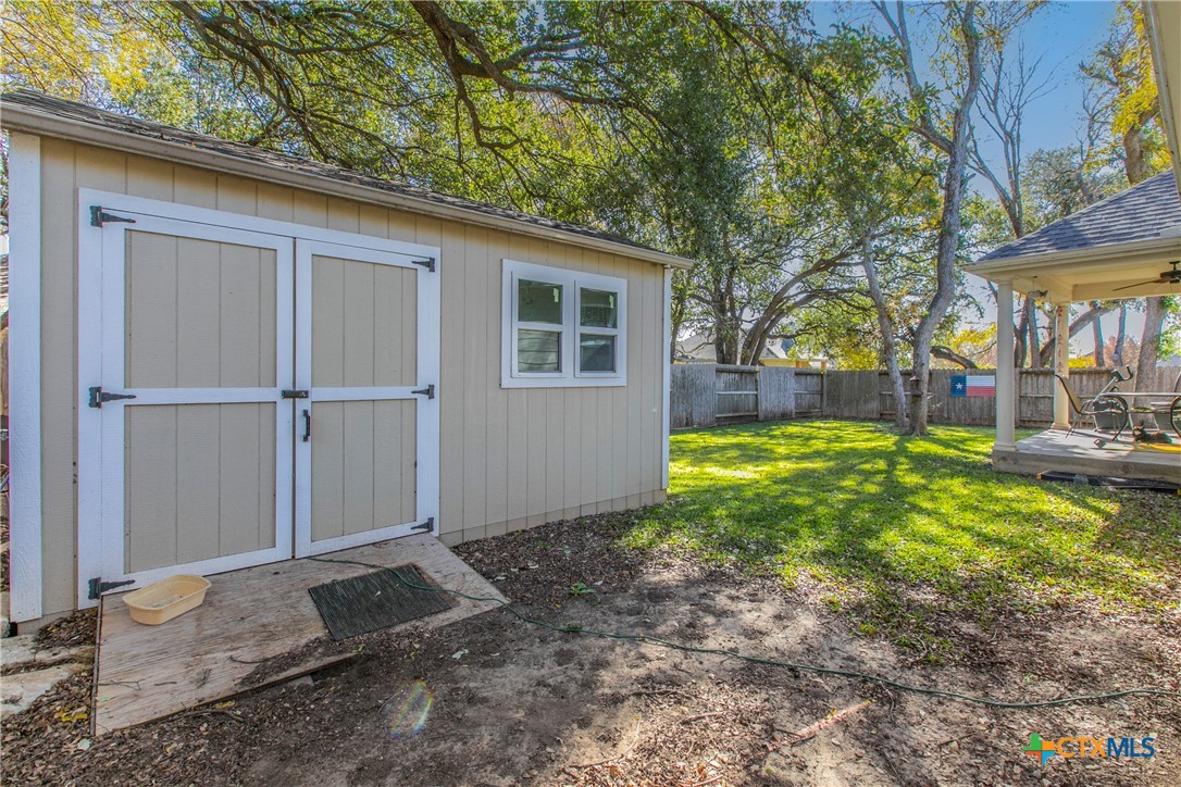 main property photo 21