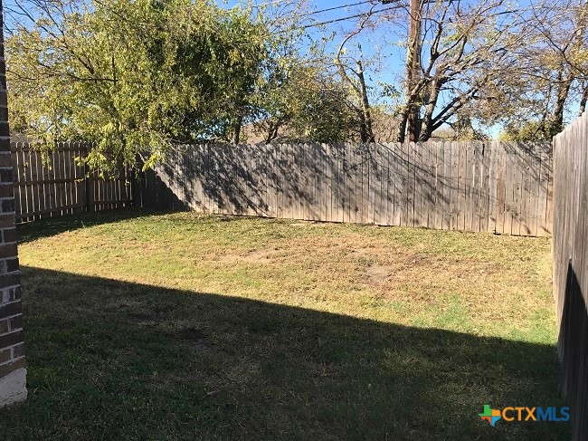 main property photo 11
