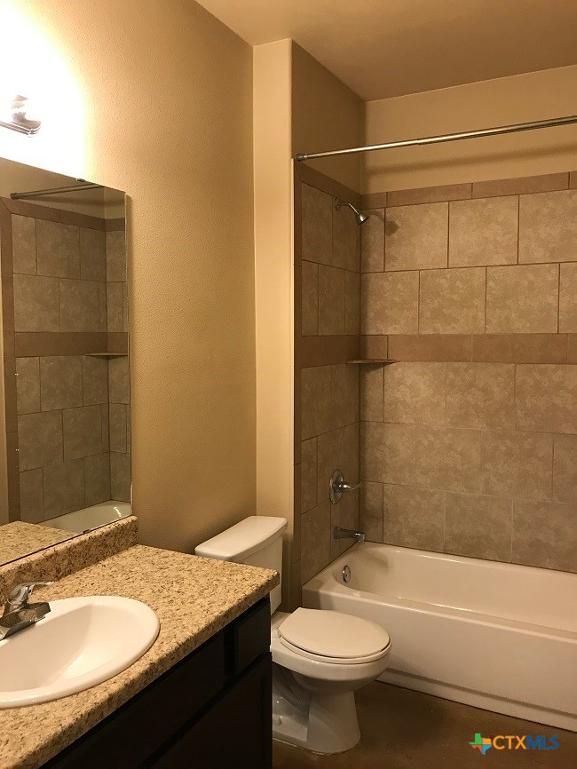 main property photo 6
