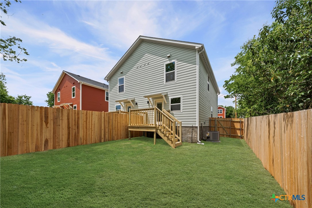 main property photo 3
