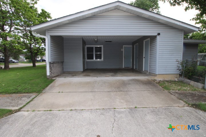 main property photo 10