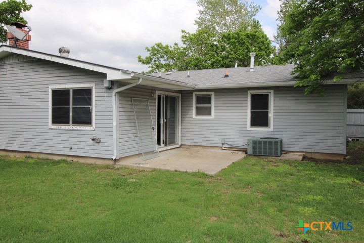 main property photo 9