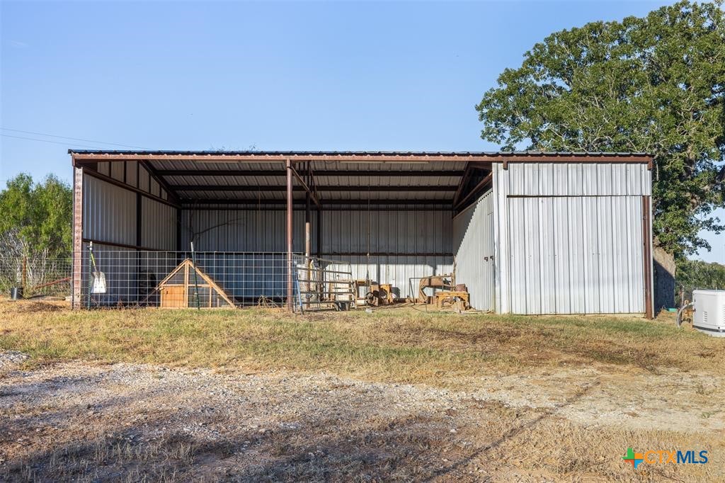 main property photo 14