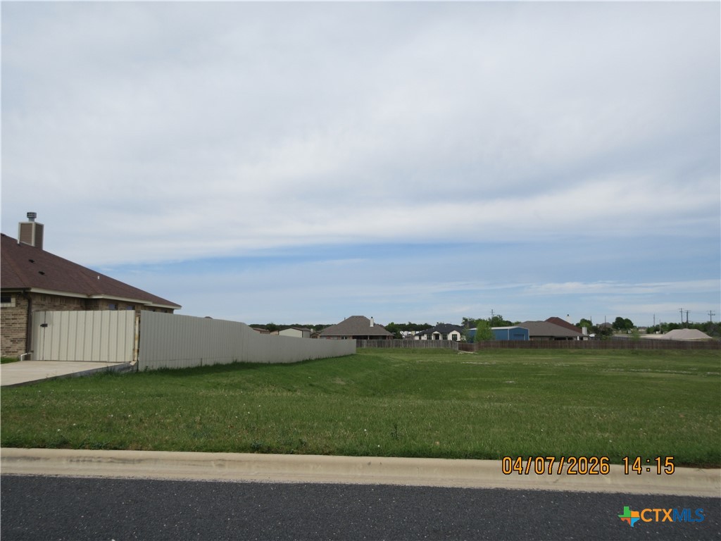 main property photo 35