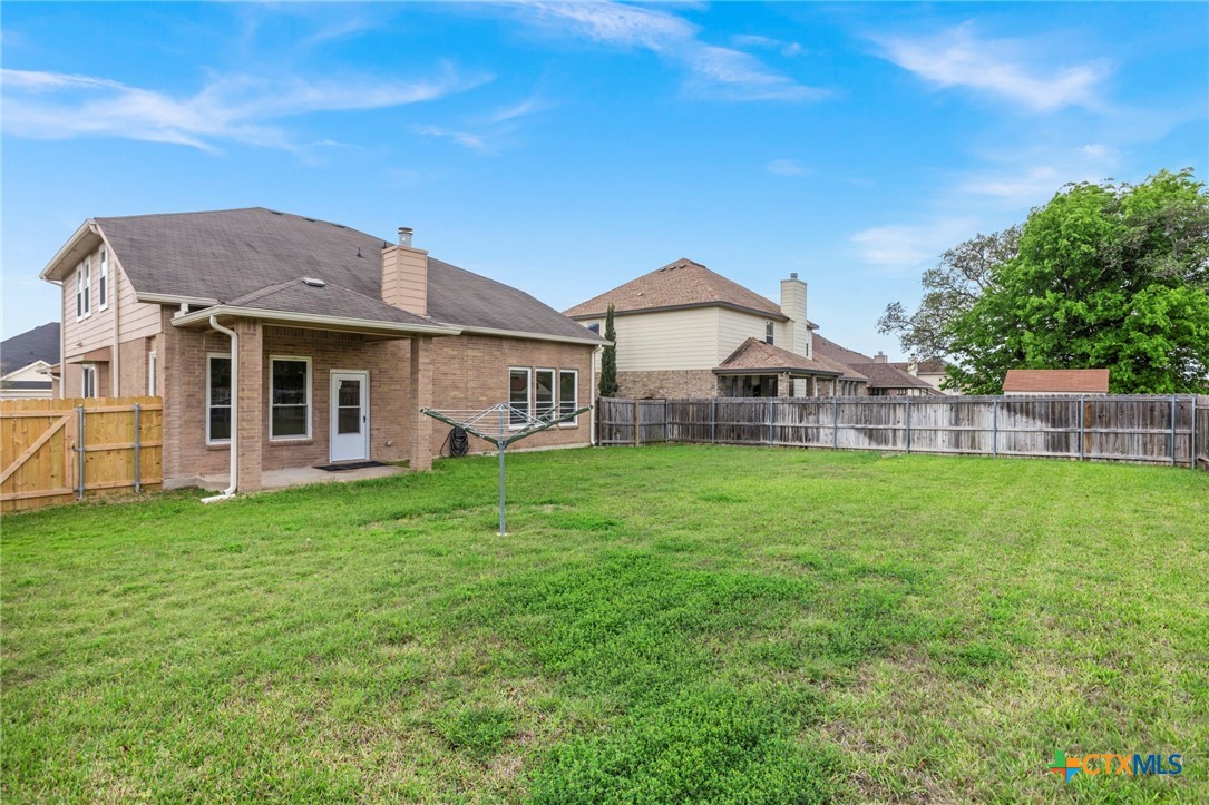main property photo 23