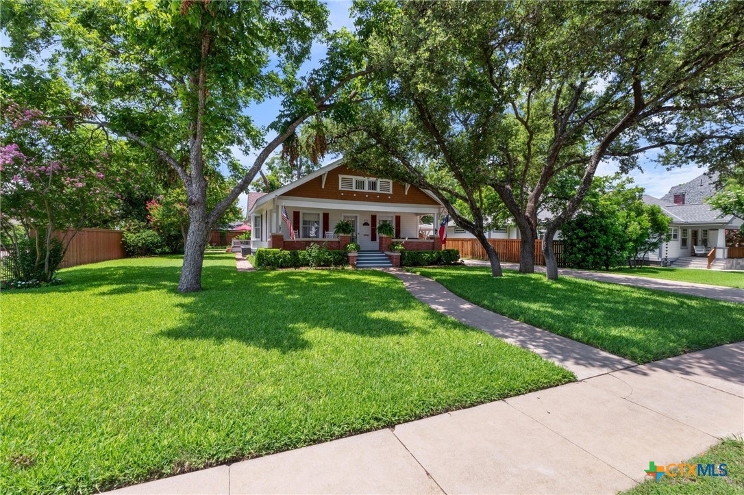 main property photo 17