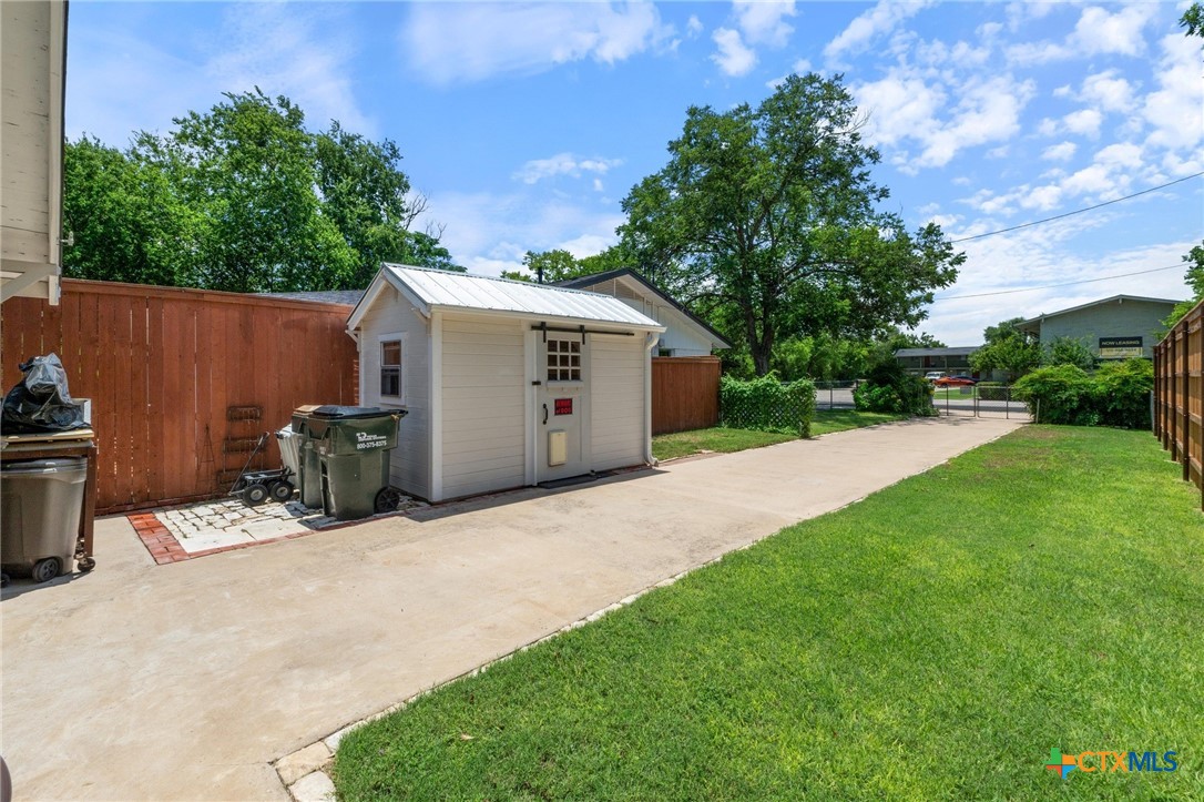 main property photo 43