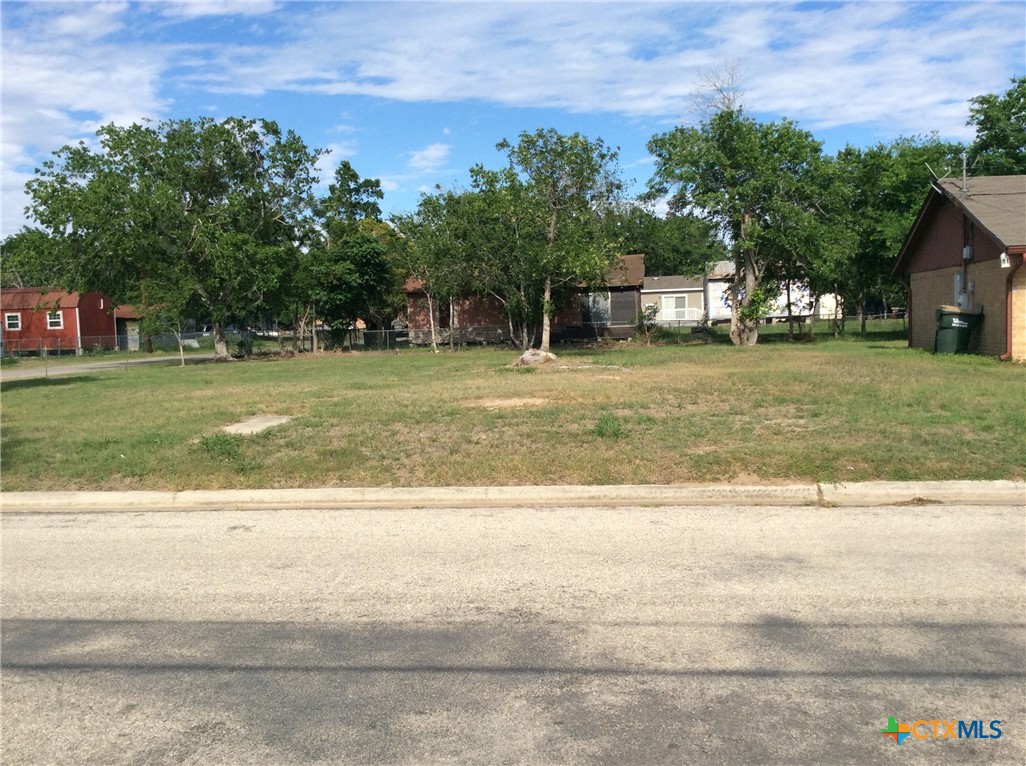main property photo 6