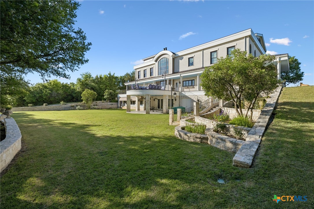 main property photo 19