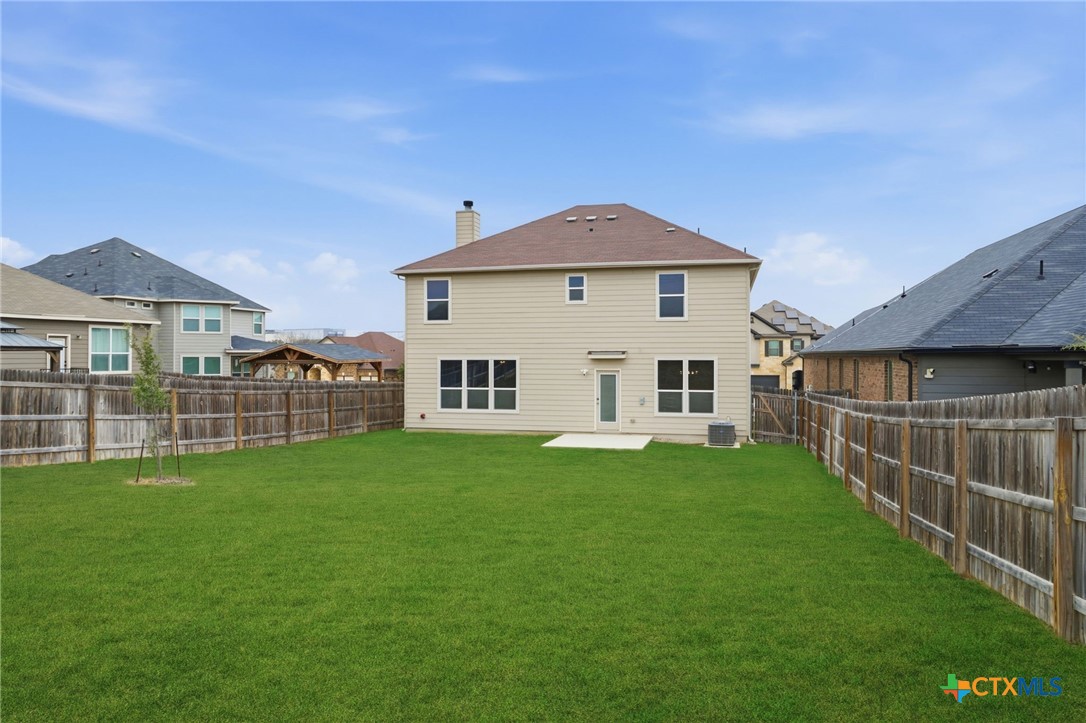 main property photo 17
