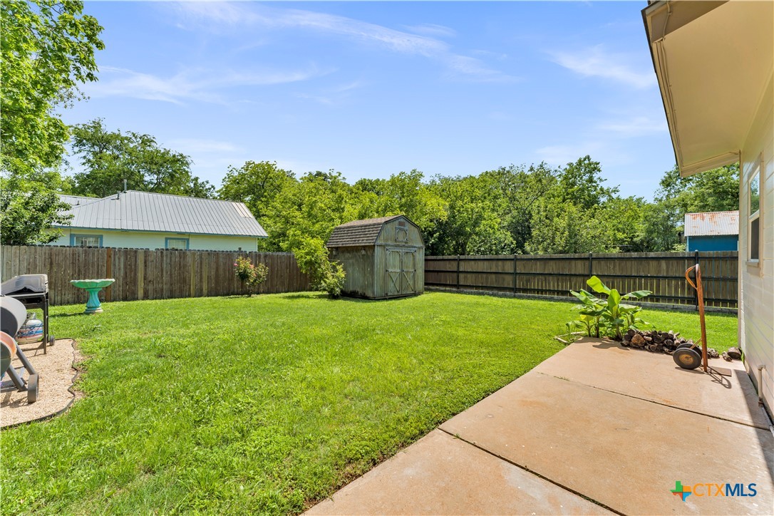 main property photo 25
