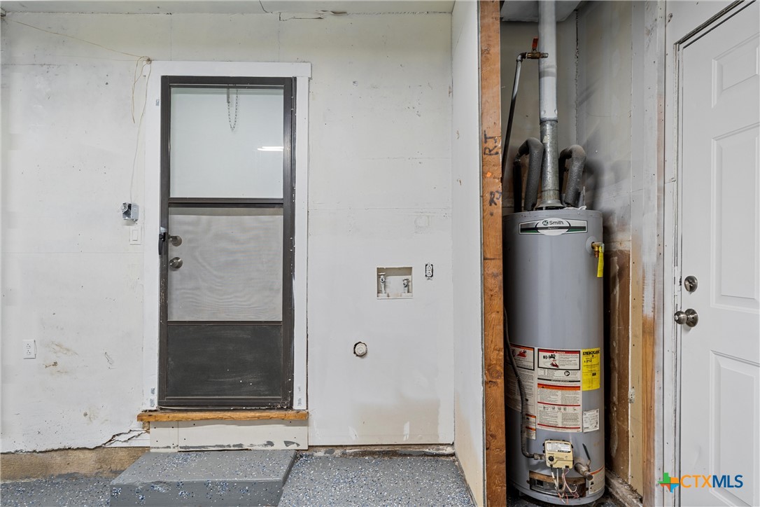 main property photo 14