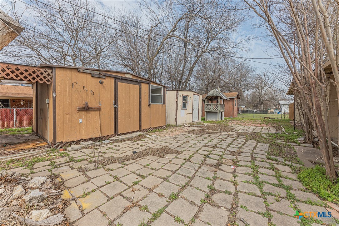 main property photo 42