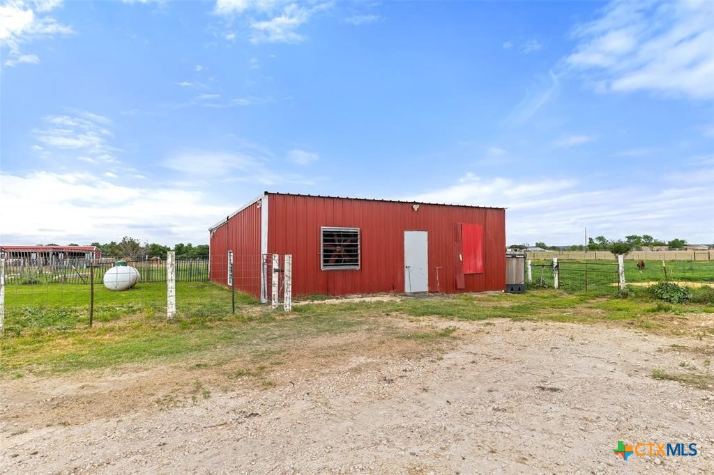 main property photo 38