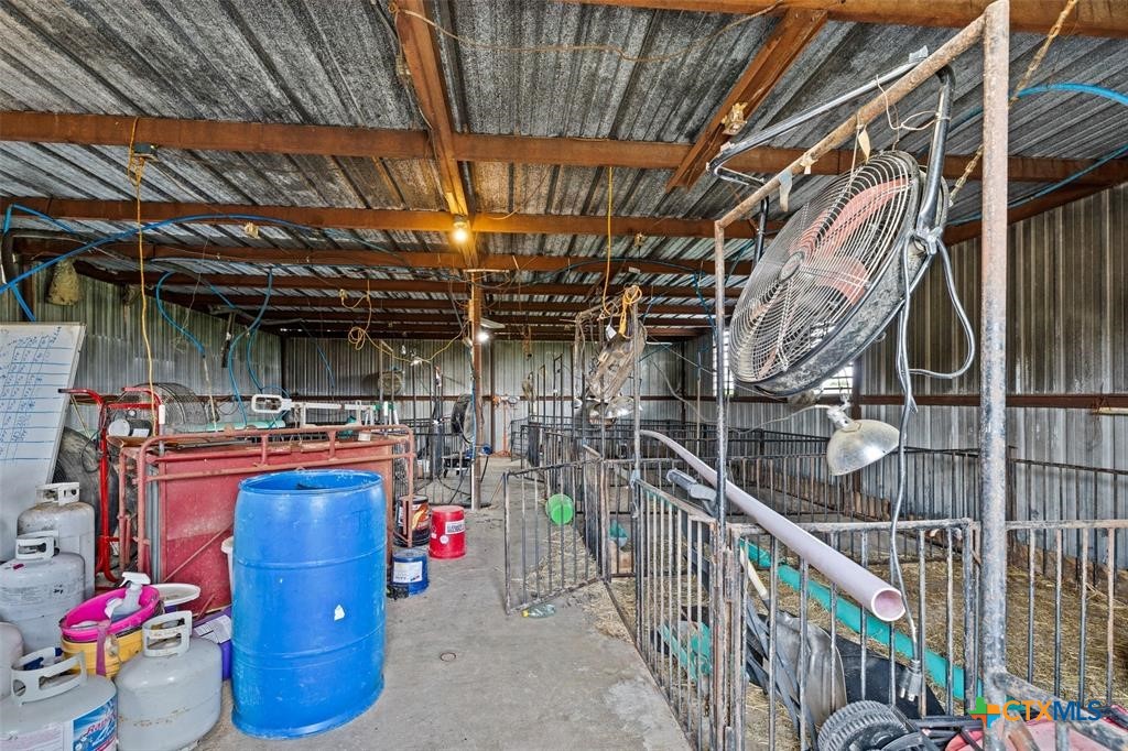main property photo 39