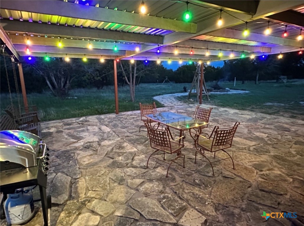 main property photo 40