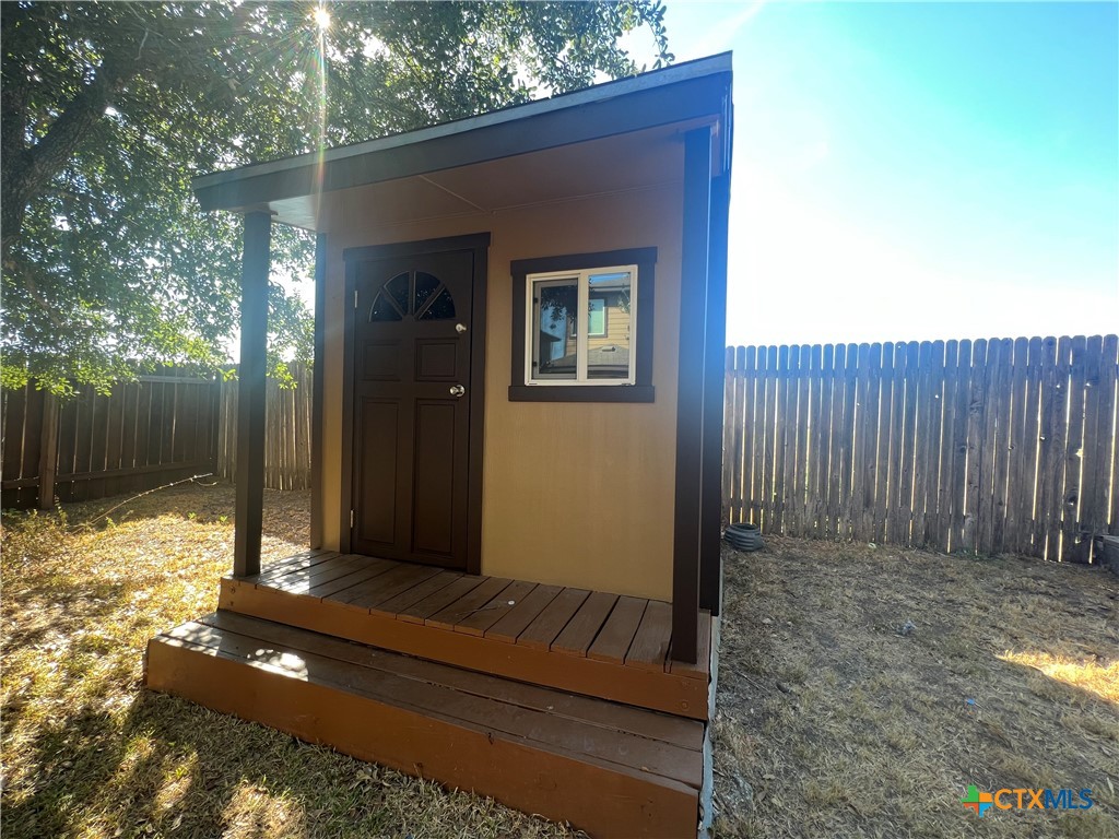 main property photo 26