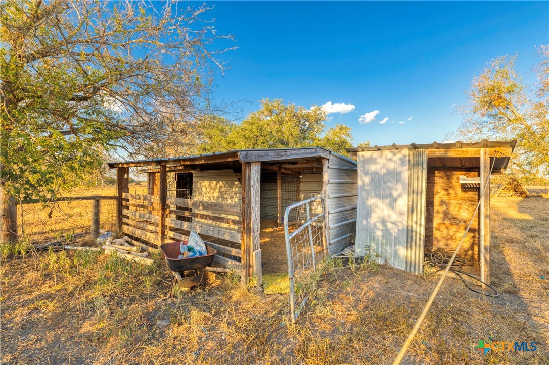 main property photo 37