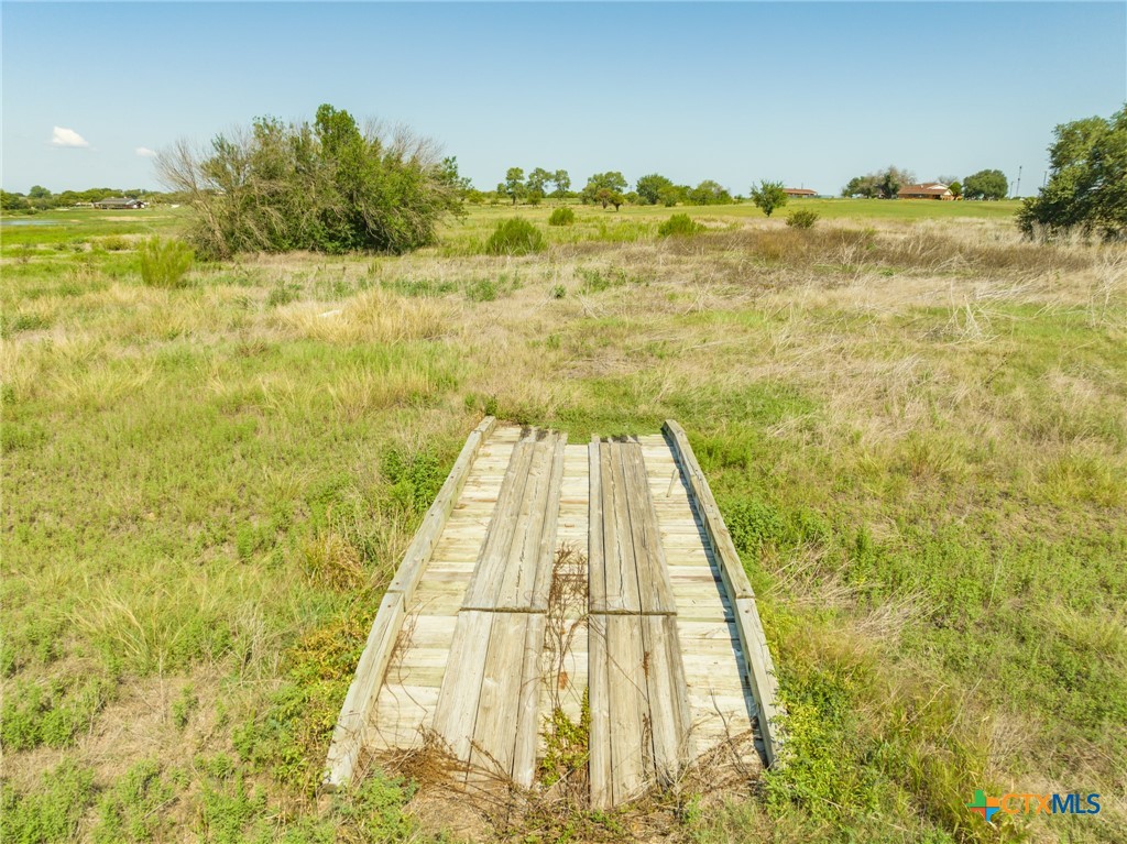 main property photo 11