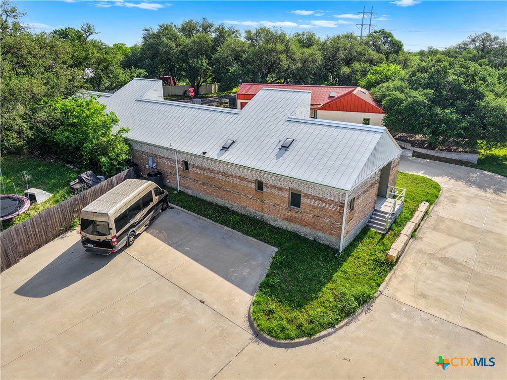 main property photo 21