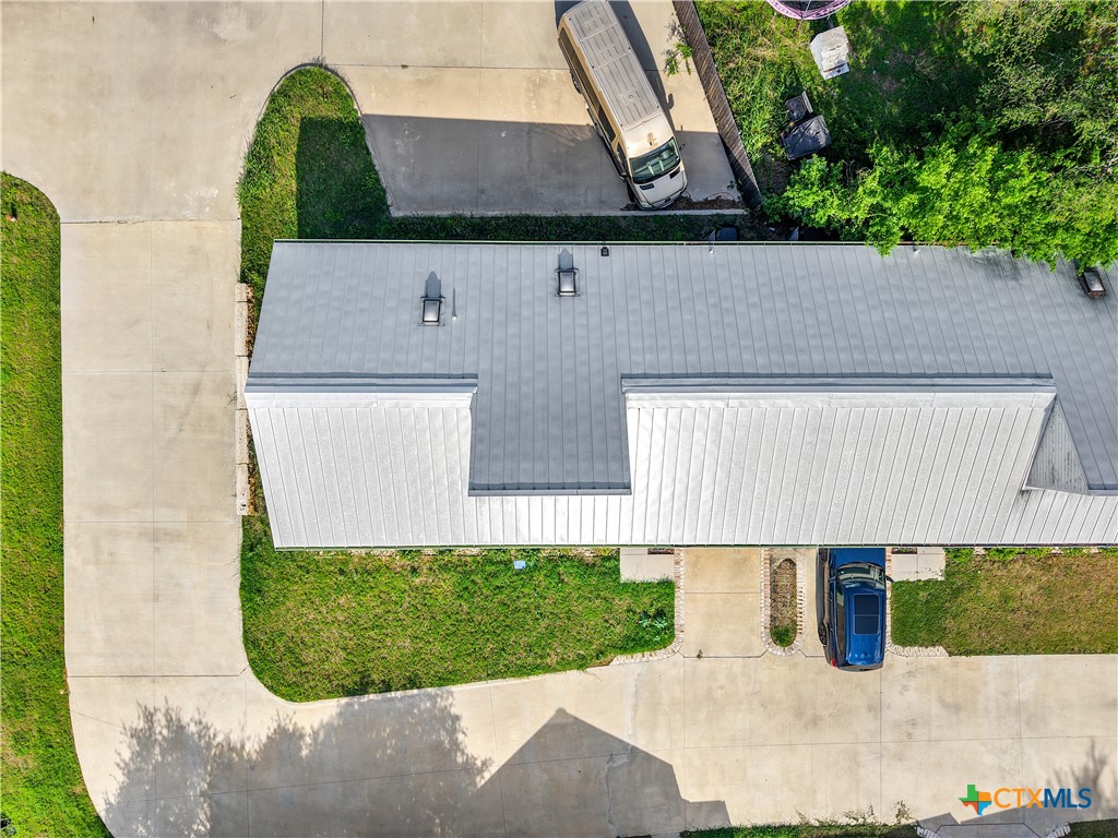 main property photo 24