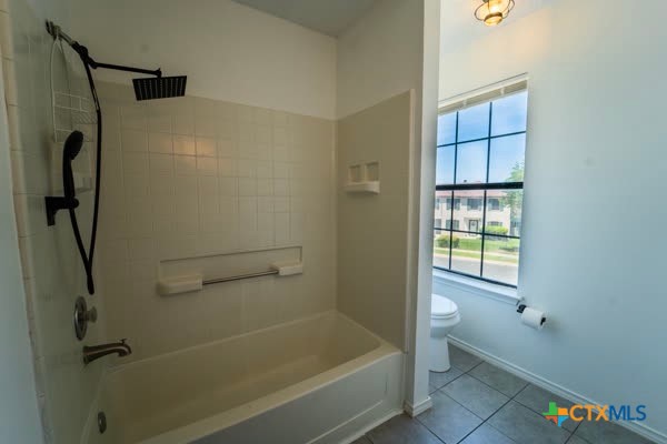 main property photo 18