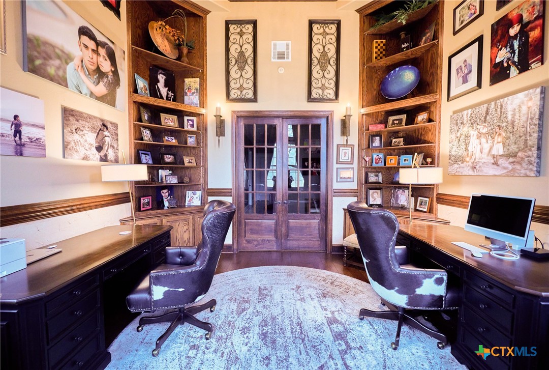 main property photo 11