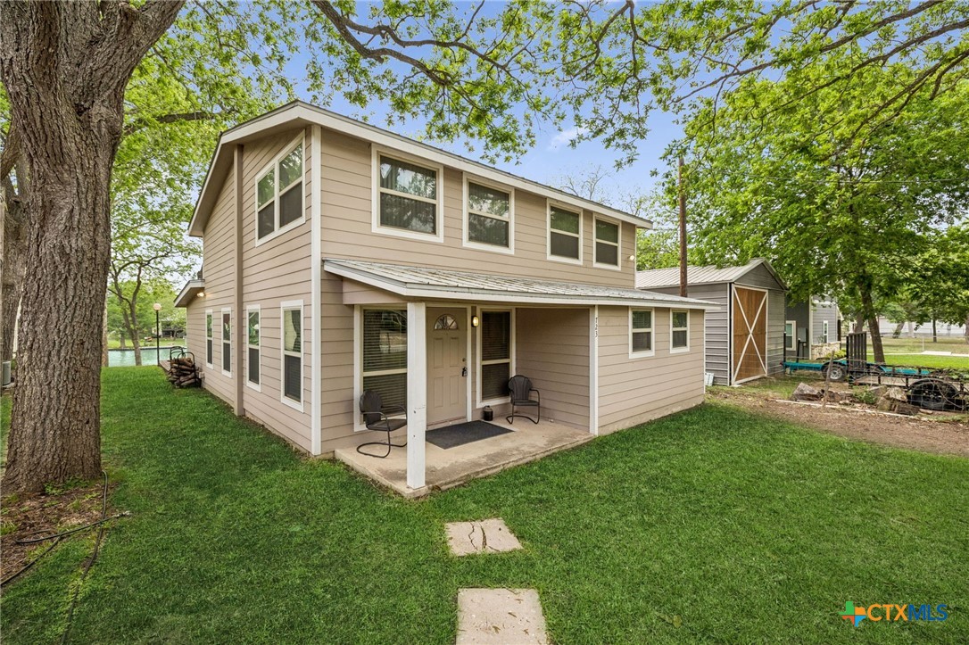 main property photo 11