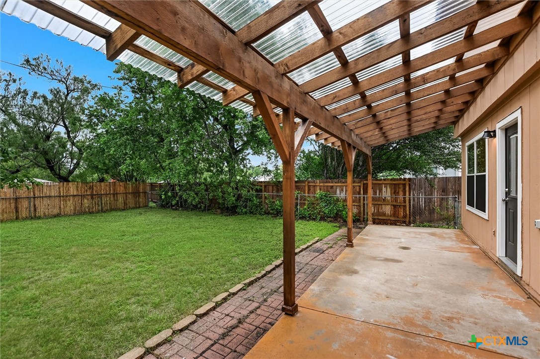 main property photo 38