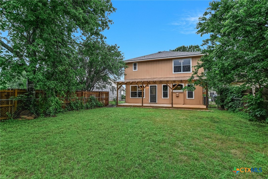 main property photo 4