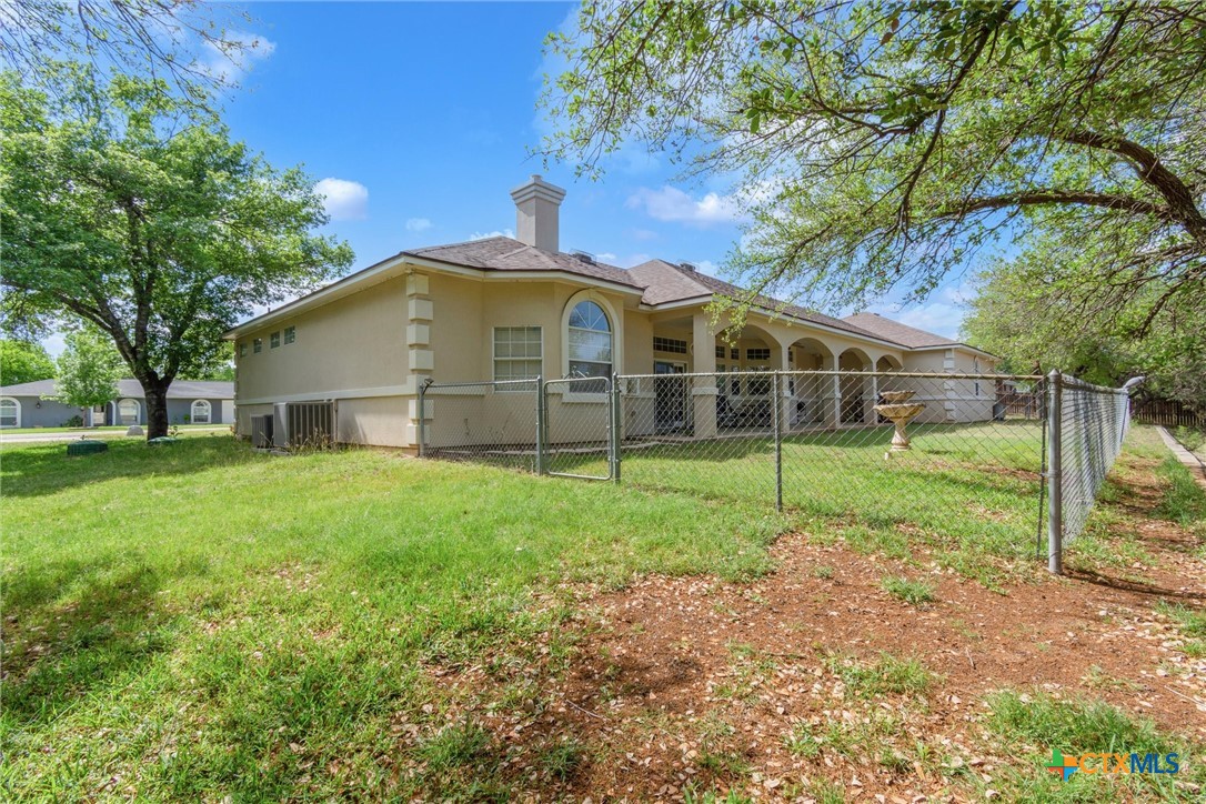 main property photo 33