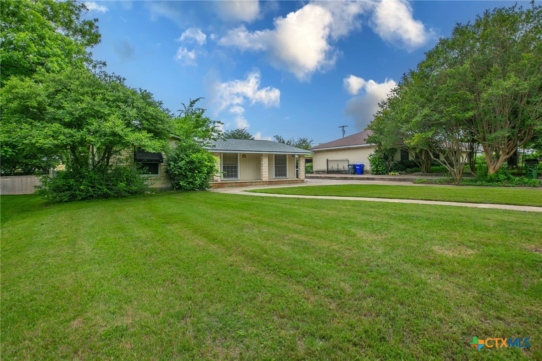main property photo 27