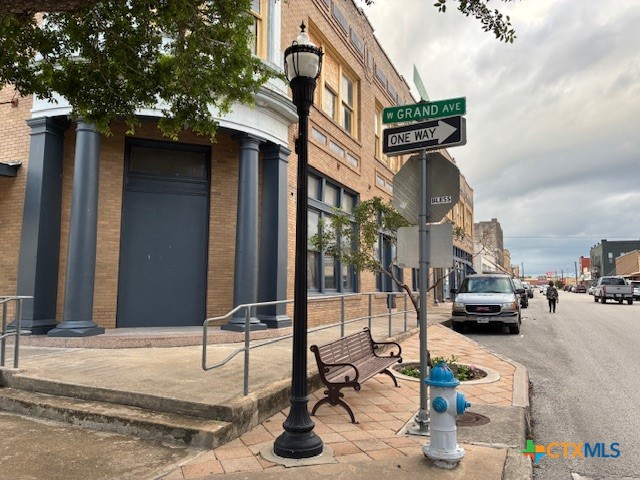 main property photo 2