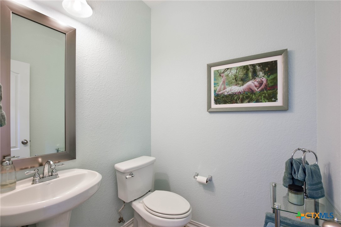 main property photo 16